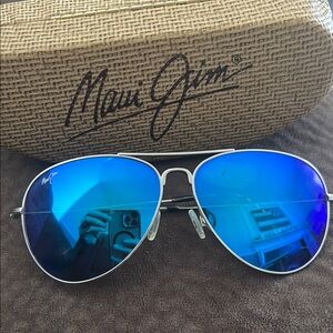 Maui Jim Blue Aviator Sunglasses maverick